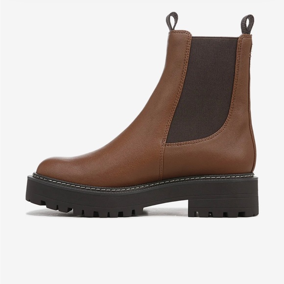 Sam Edelman

Laguna Waterproof Boot - Picture 5 of 5